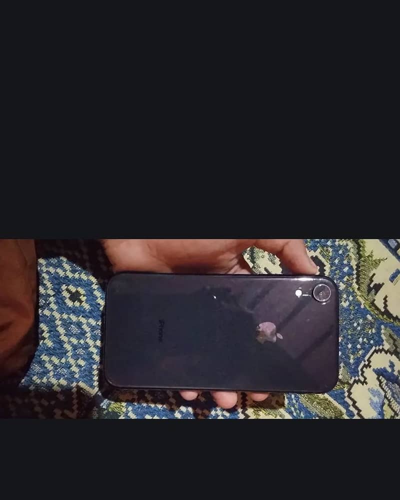 Apple iPhone XR 6