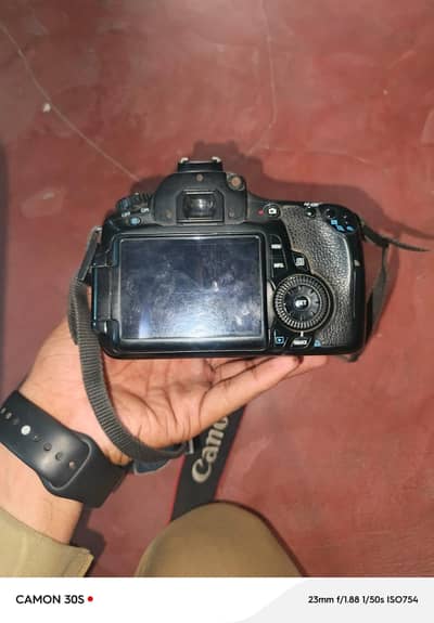 canon 60D Full frame professional DSLR- 10/8 Condition- urgent sale03