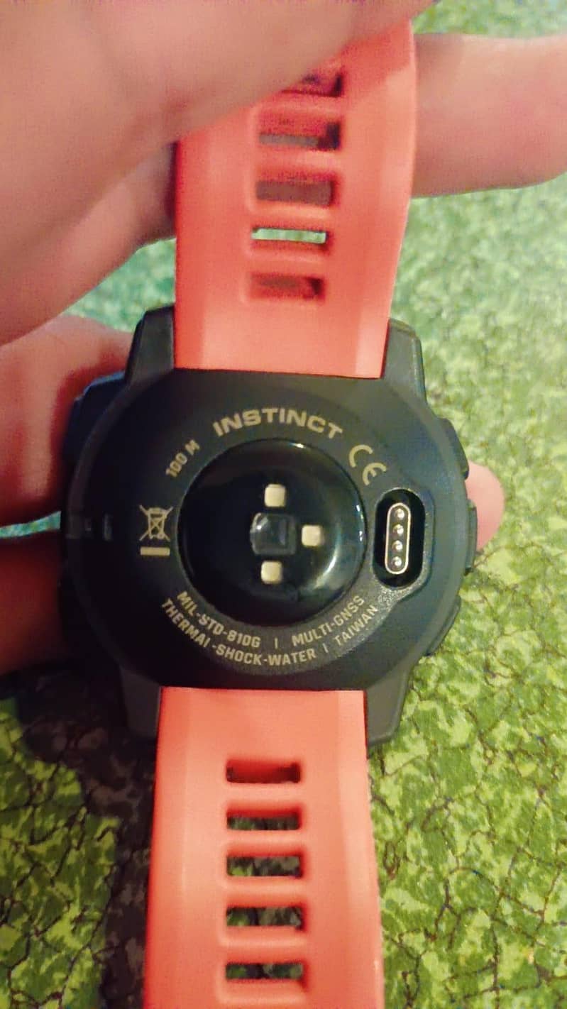 GARMIN INSTINCT 6