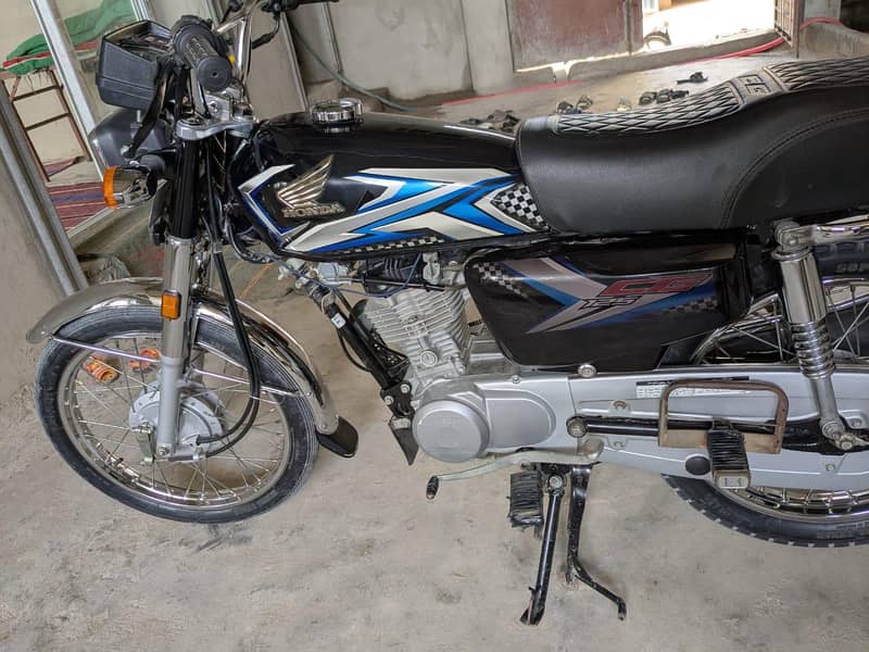 2025 model good condition 0