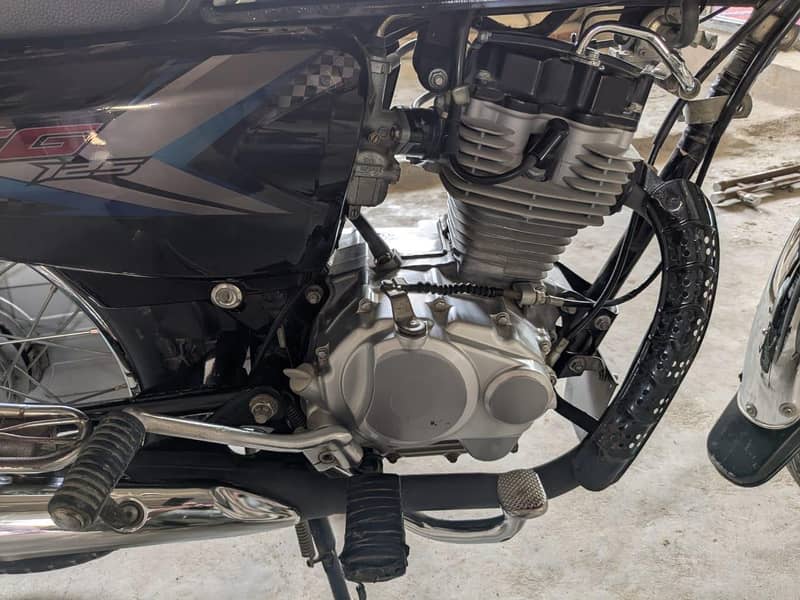 2025 model good condition 9