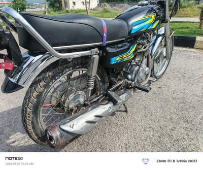 Honda CG 125 2014 130,000/-