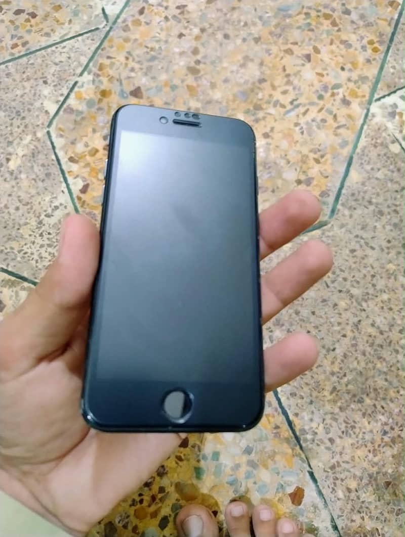 Apple iPhone SE 2 generation 2