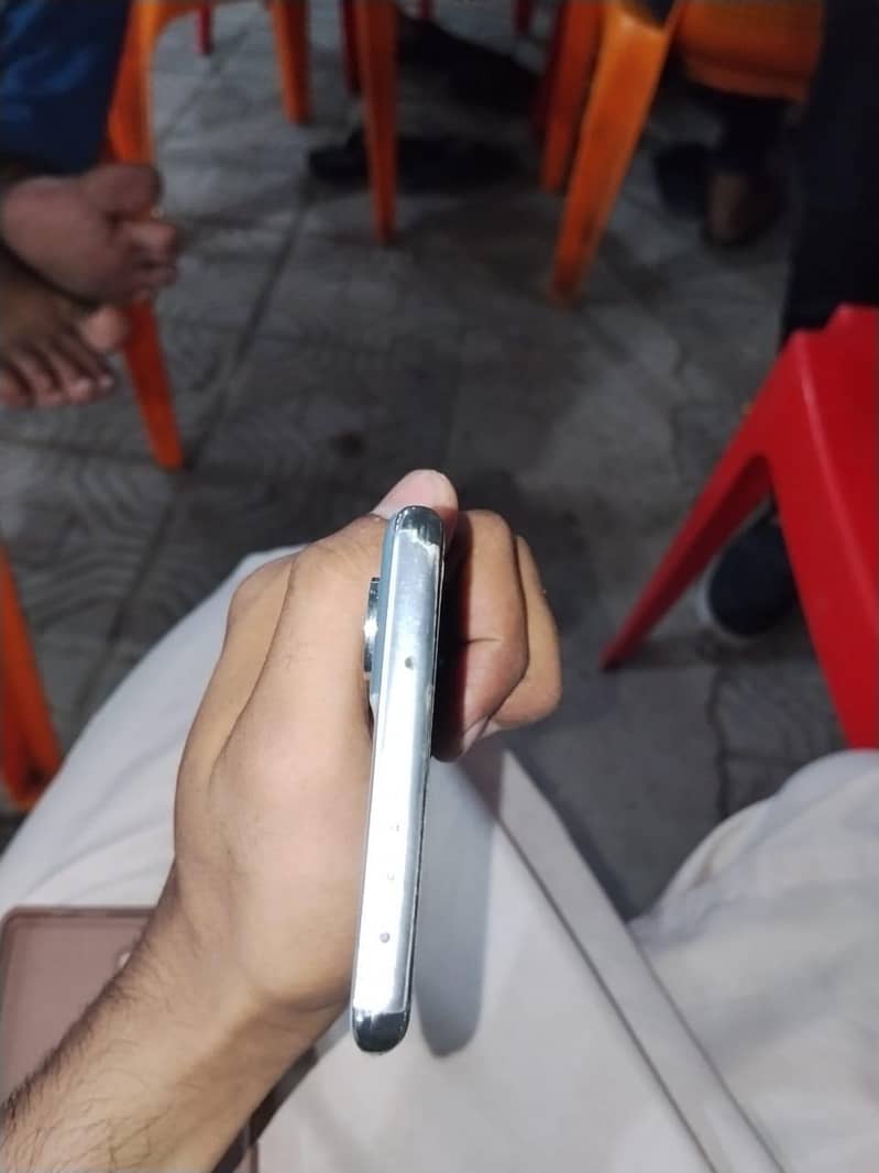 Tecno CAMON 40 Pro 4