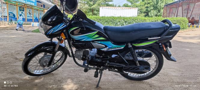 Honda Pridor Black 2018 Model