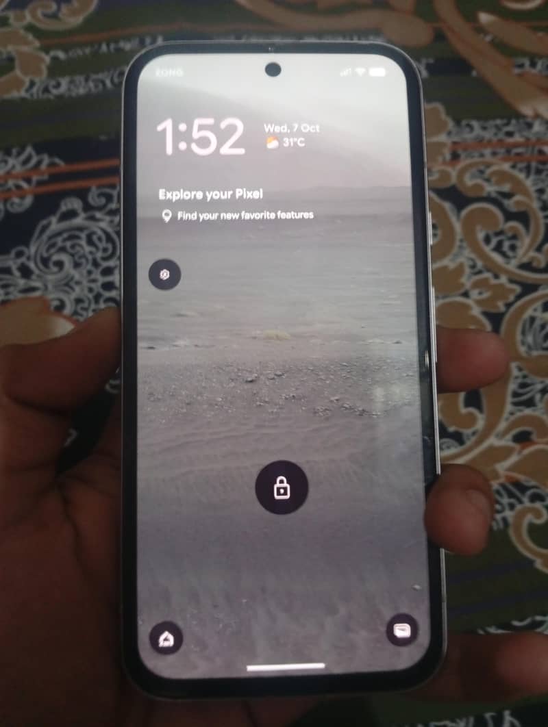 Google Pixel 8a 1