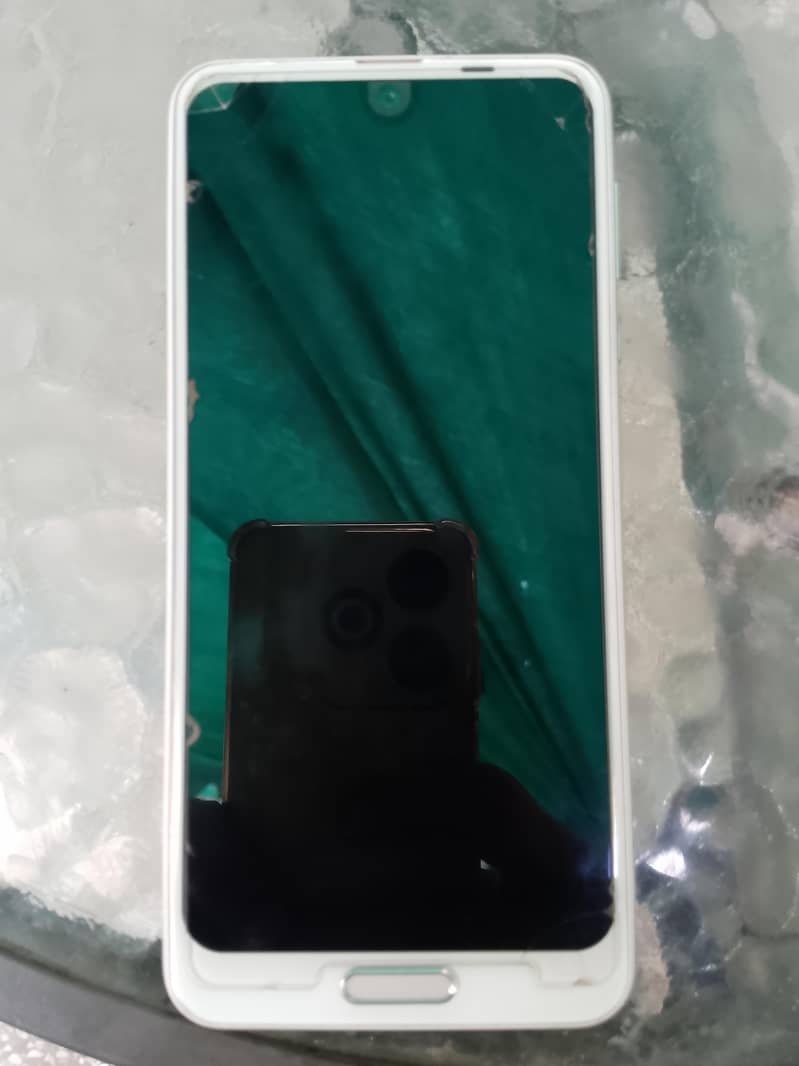 Sharp Aquos R2 0