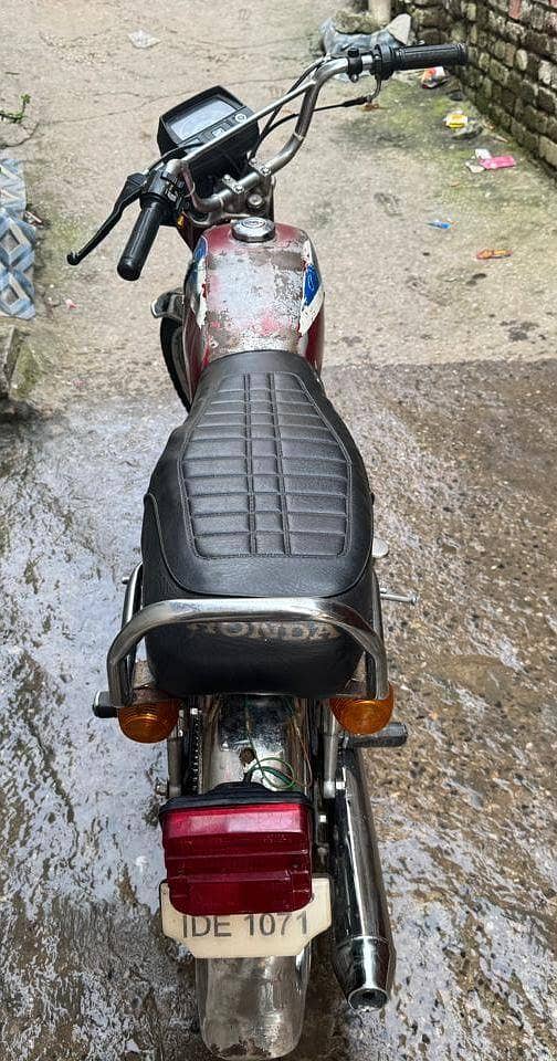 Honda Cd_70 1