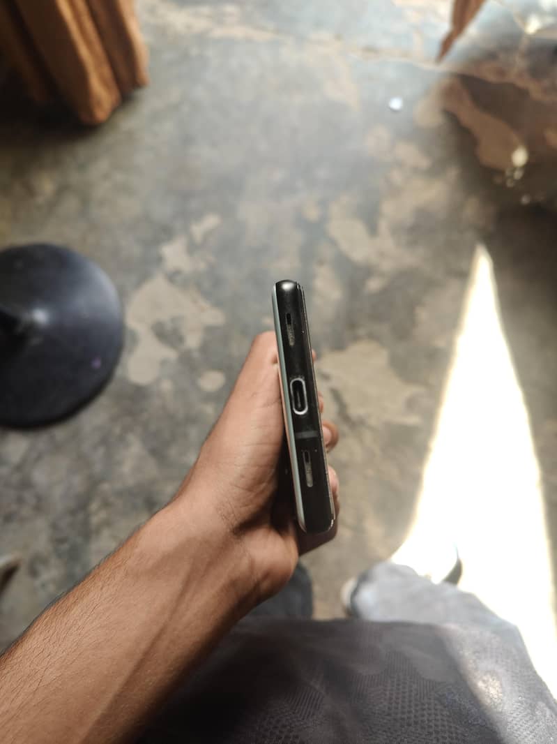 Google Pixel 6a 5