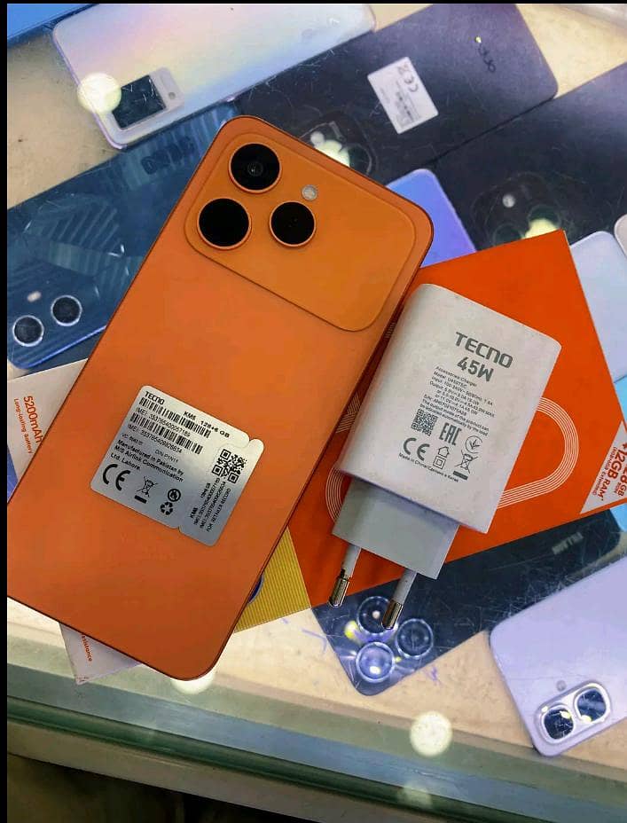 Tecno Spark 40 4