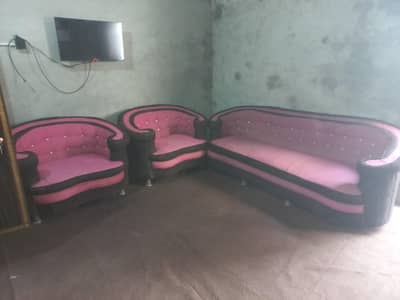 5 seats sofa sat forsale