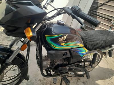 Honda Pridor 2022 Black