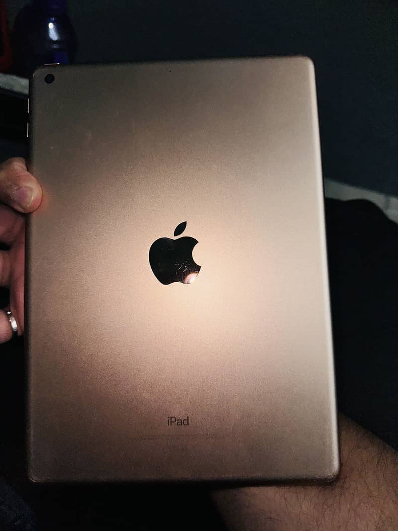 Ipad 6th generation gaming device 2