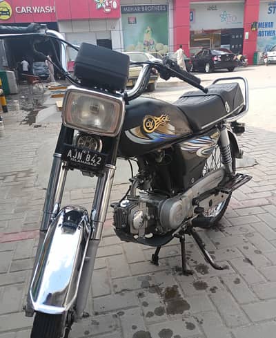 yamah dhoom 2015 model look like new bike