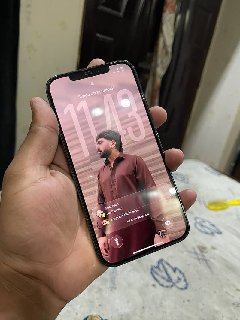 Apple iPhone 12 Pro Max 3
