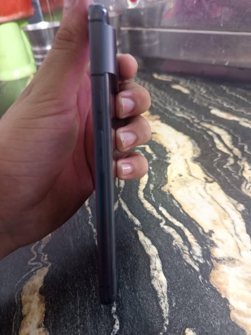 Google Pixel 8 5