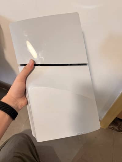 Ps5 slim disc and without disc both available