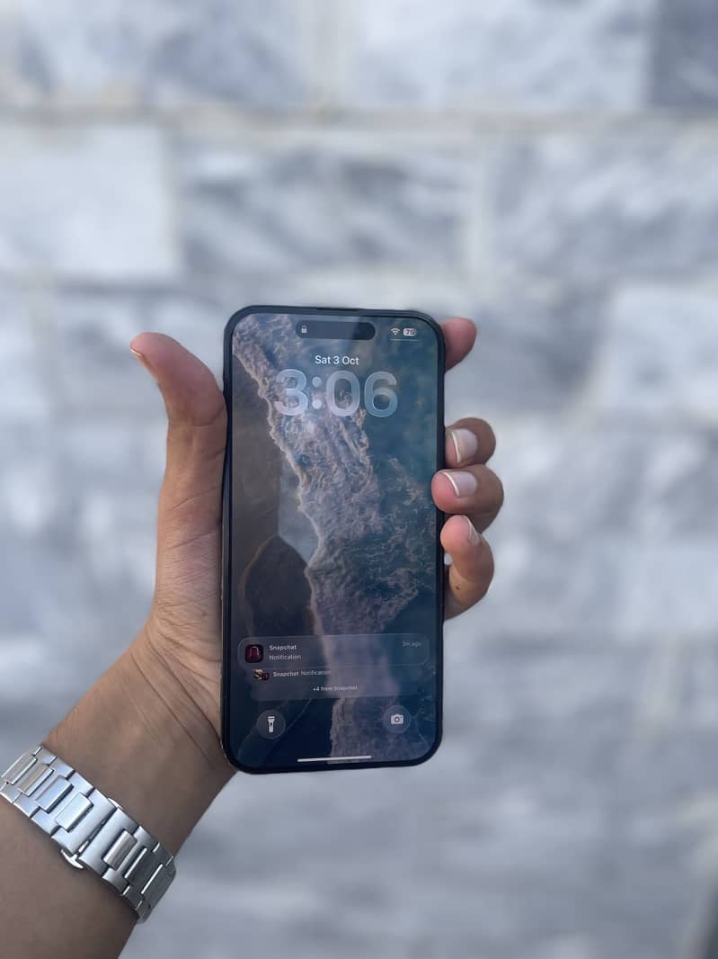Apple iPhone 15 plus 0