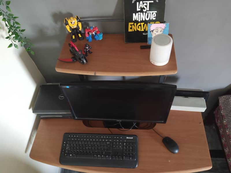 Computer Table for sale 2