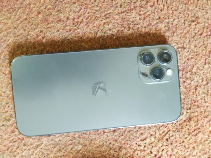Apple iPhone 12 Pro Max 7