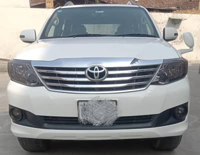 Toyota Fortuner 2016