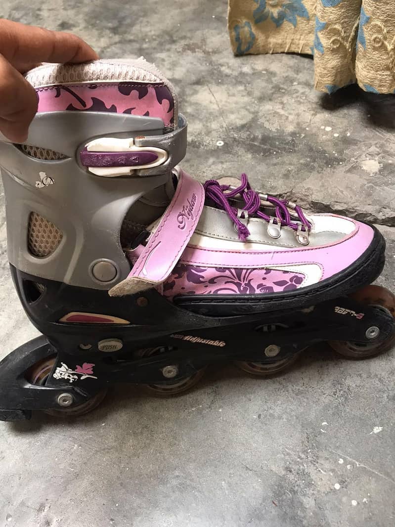 Skating shoes 1