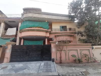 10 Marla House For Sale In The Perfect Location Of Marghzar Officers Colony