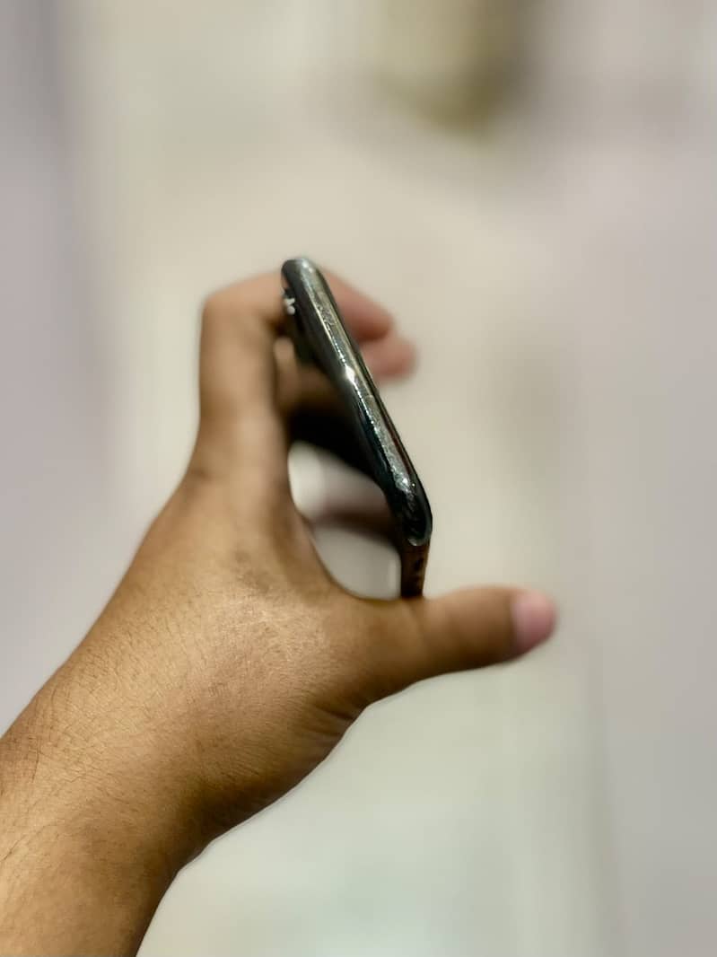 Apple iPhone X 2