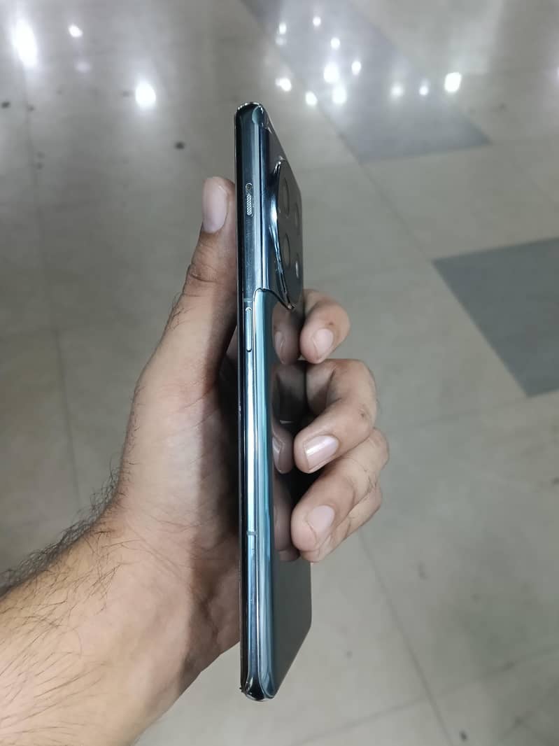 One Plus 11 5g 3