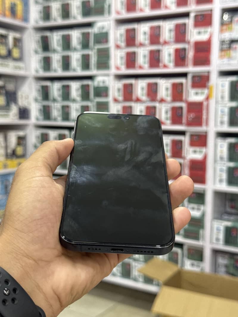 Apple iPhone 15 pro max 3