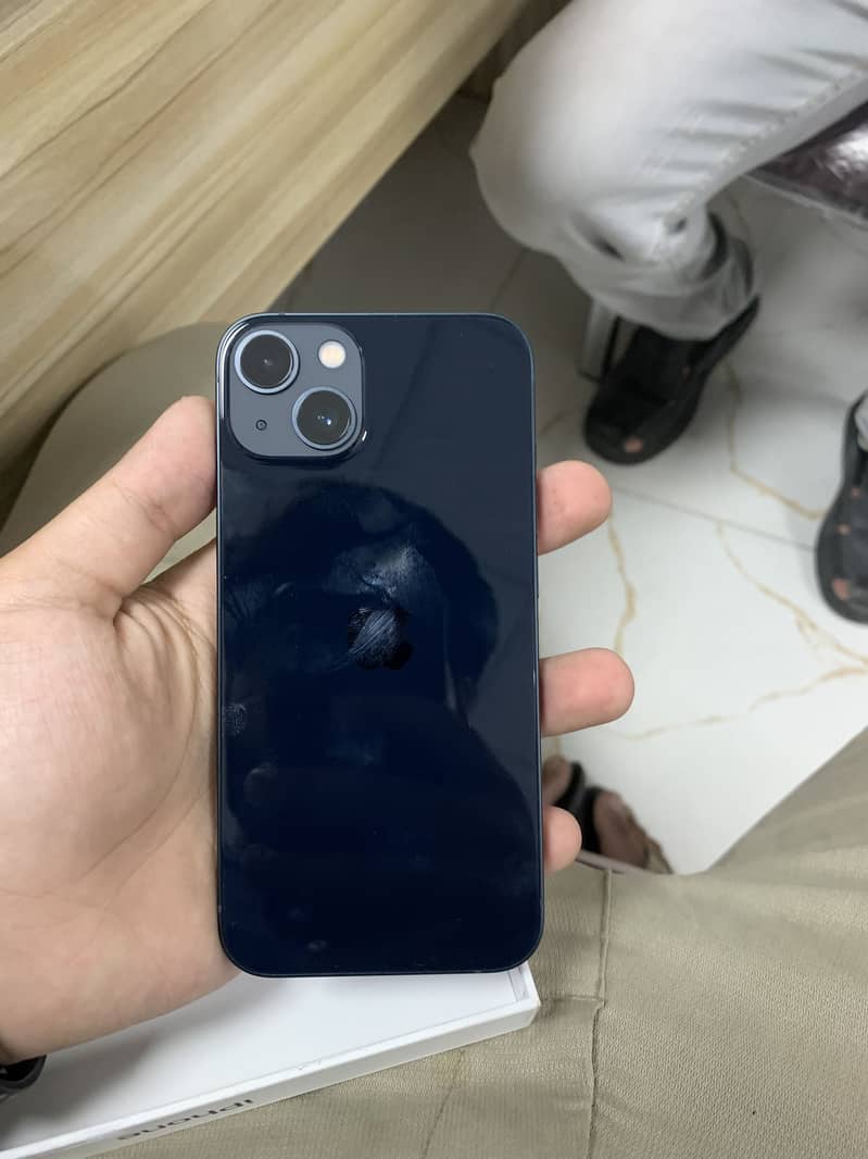 Apple iPhone 13 1
