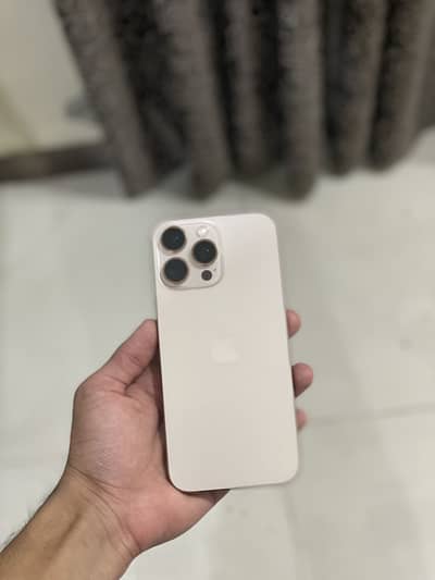 Apple iPhone 16 Pro Max