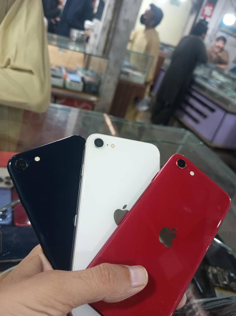 Apple iPhone SE 0