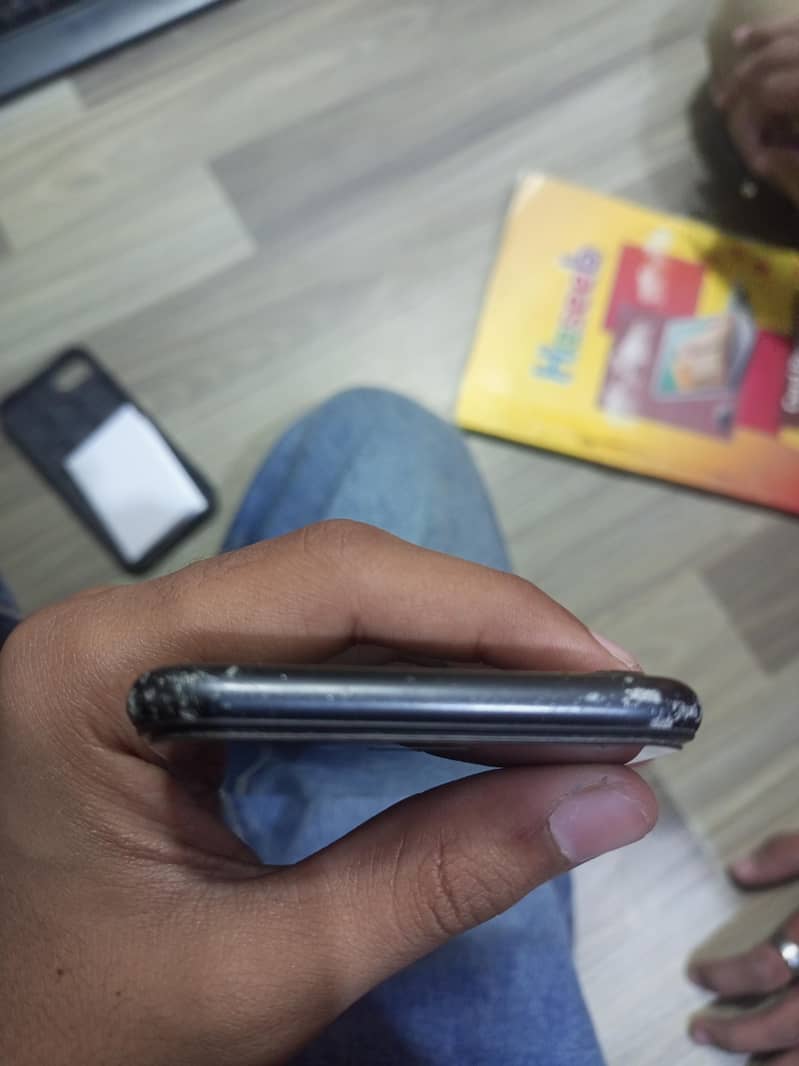 Apple iPhone 7 Plus 4