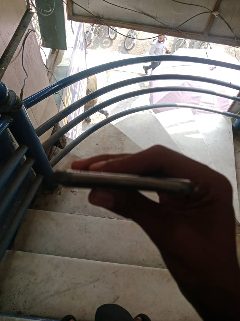 Apple iPhone 8 Plus 1