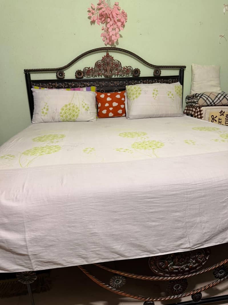 Double bed with mattress 3