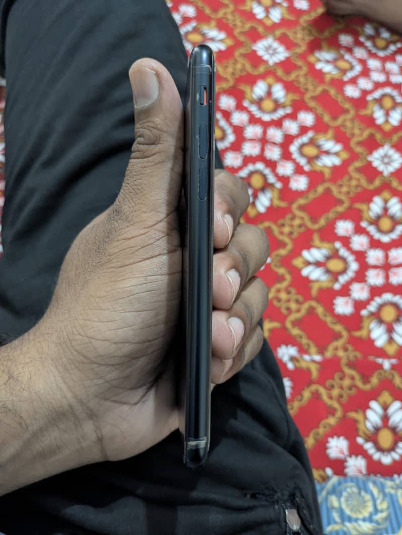 Apple iPhone SE 3