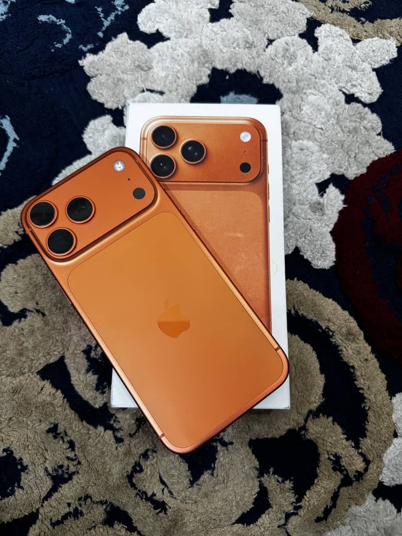 Apple iPhone 17 Pro Max 6