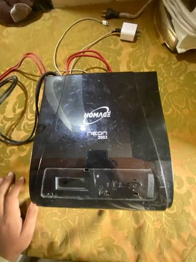 HOMAGE Neon HNE-2003 UPS 2000VA / 1500W