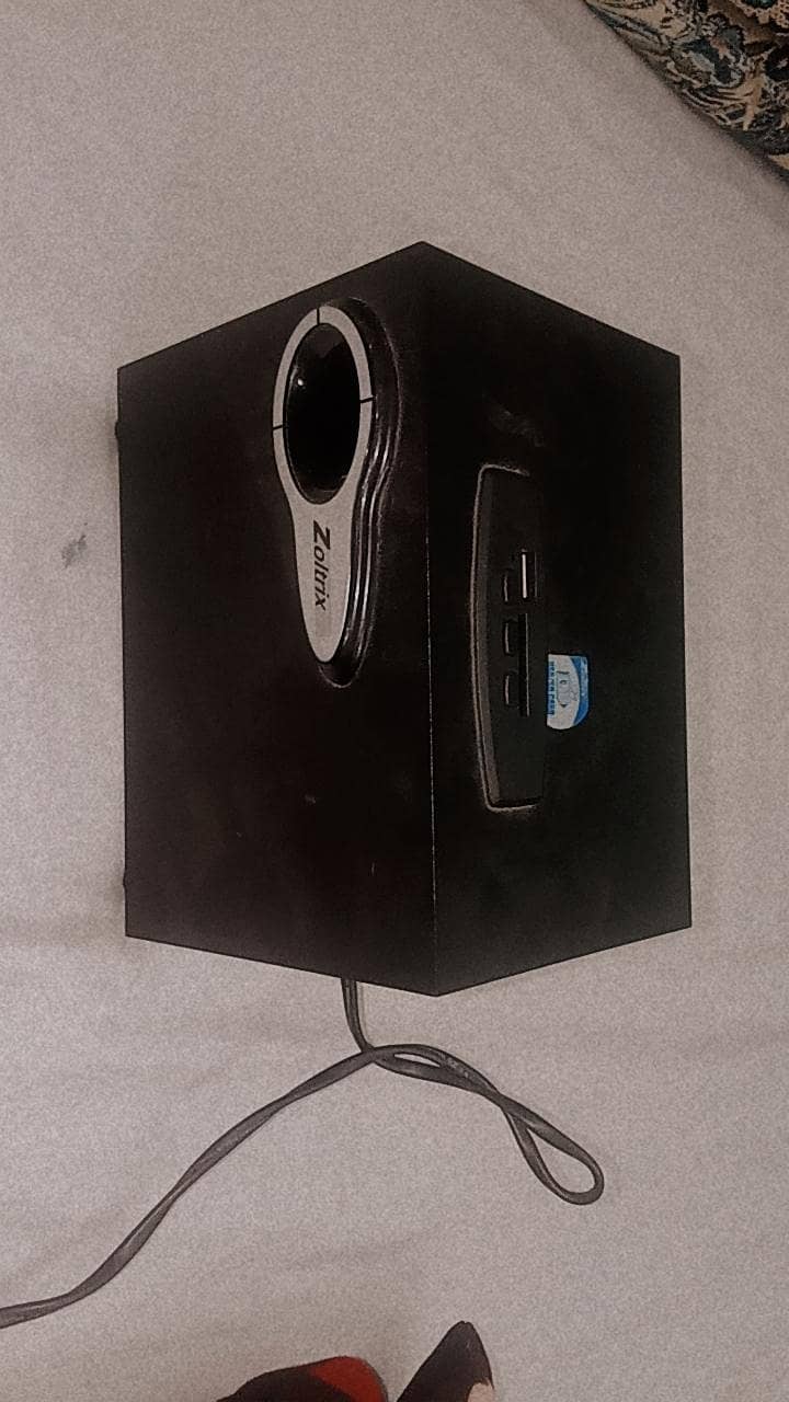 sound speaker 0