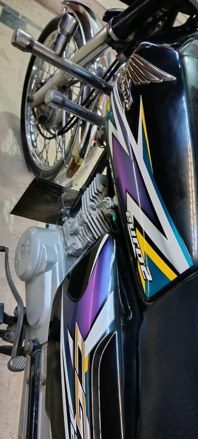 2020 model 125 lach condition . . what's ap number 03009179792