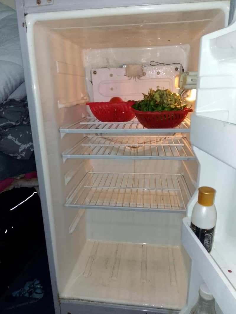 Dawlance refrigerator 3