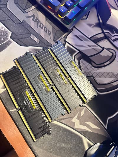 orsair Vengeance LPX 32GB DDR4 3200MHz RAM – 4x8GB – Excellent Conditi