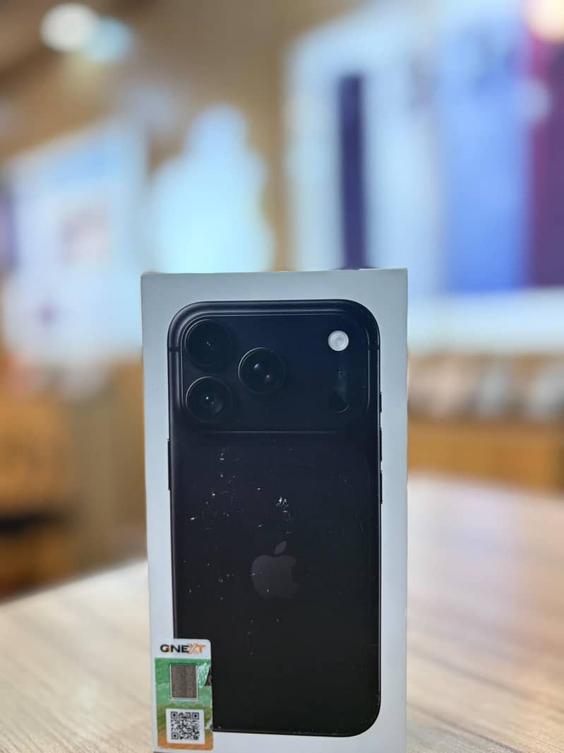 Apple iPhone 17 Pro Max 2