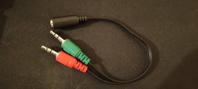 SPLITER FOR PC LAPTOP MIC PLUS SPEAKER