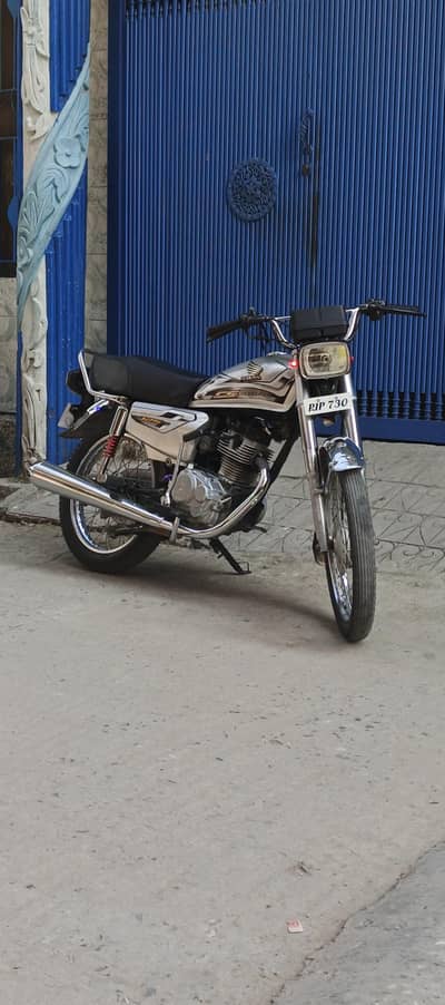 Honda CG 125.   model  2017 clean condition