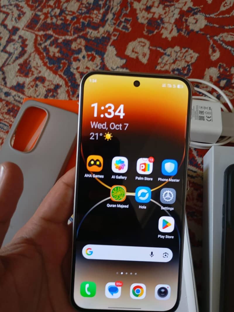 Tecno Spark 40 Pro 0