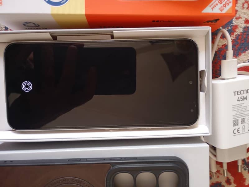 Tecno Spark 40 Pro 6