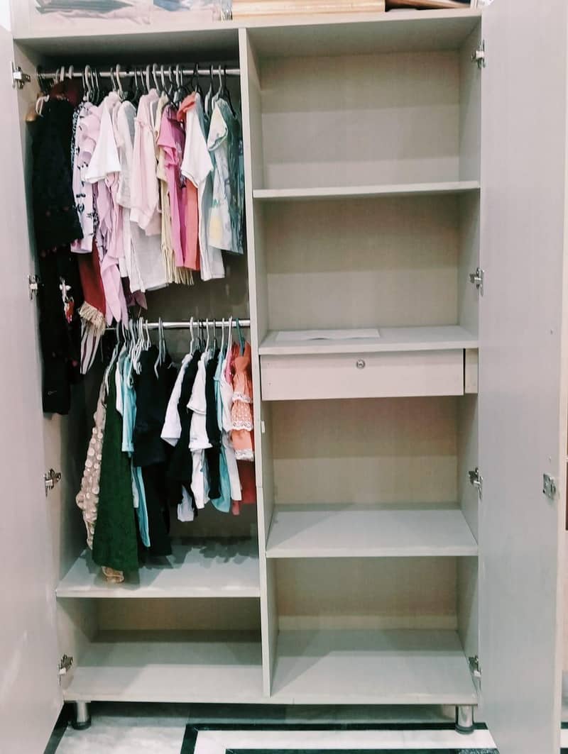 wardrobe 3