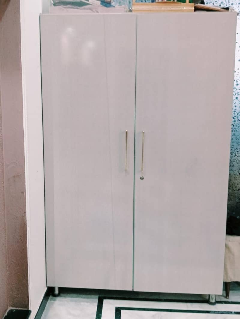 wardrobe 7